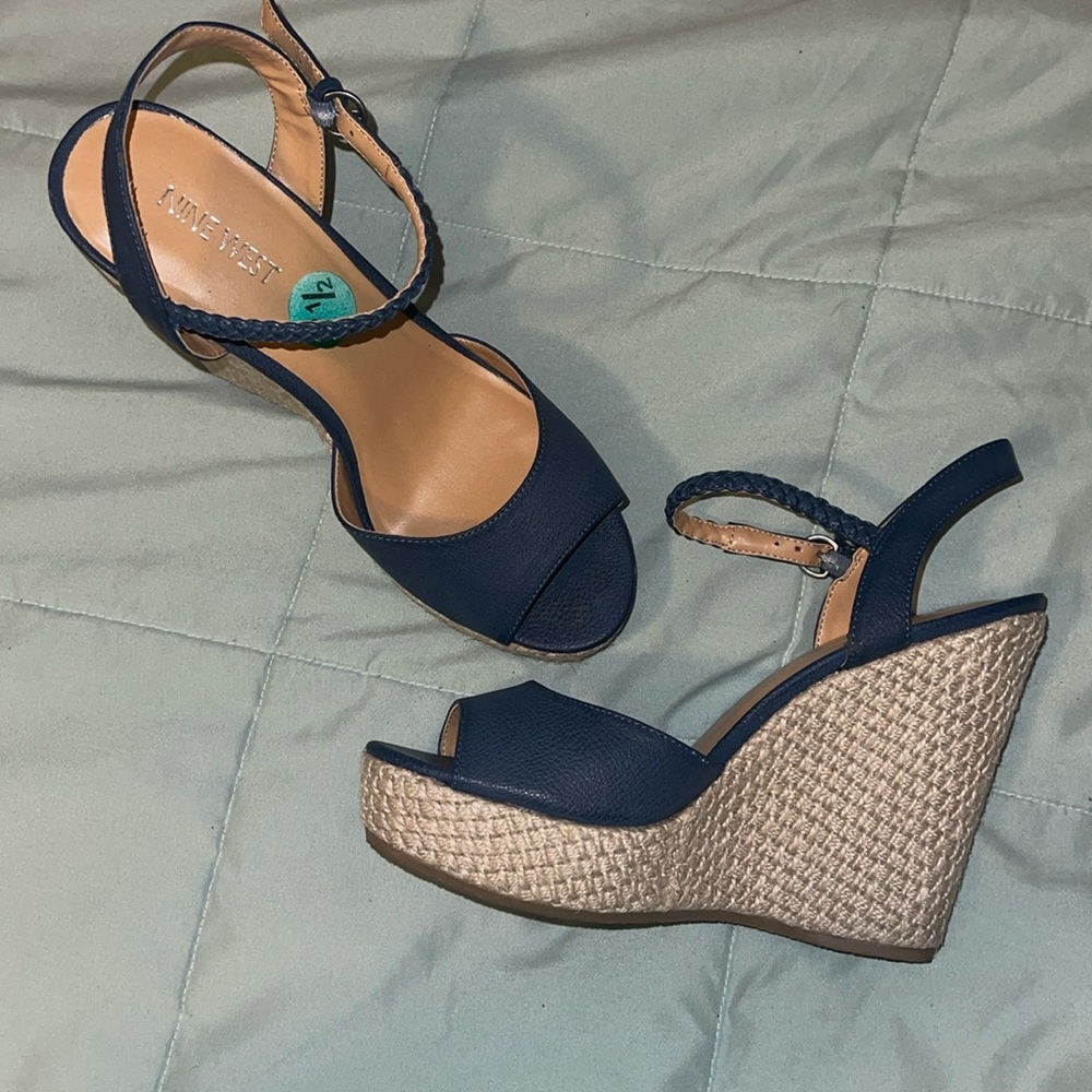 ✨SALE ✨ Nine West Deep Navy Blue Woven Wedge Sandals